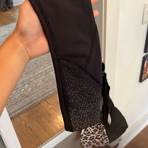 Lululemon Leggings- only worn twice! - Picture 2 of 3